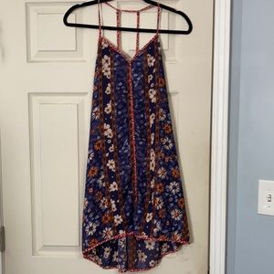 Francesca’s collections floral shift dress